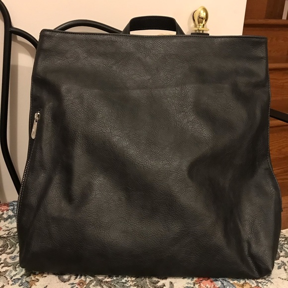 thirty-one Handbags - Brand New High Street Backpack